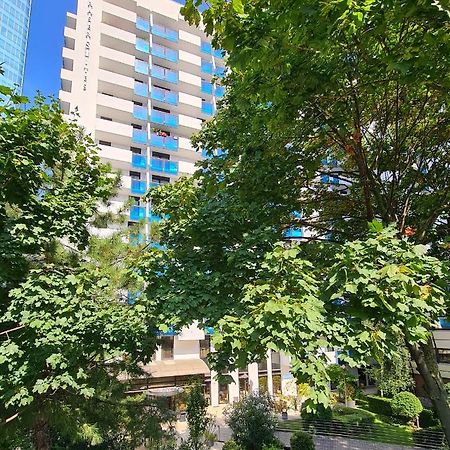 Fraser Suites Paris La Defense Курбьовоа Екстериор снимка The building in 2019