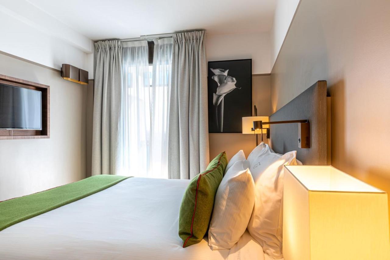 Fraser Suites Paris La Defense Курбьовоа Екстериор снимка