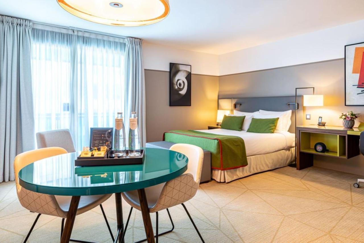 Fraser Suites Paris La Defense Курбьовоа Екстериор снимка Suite