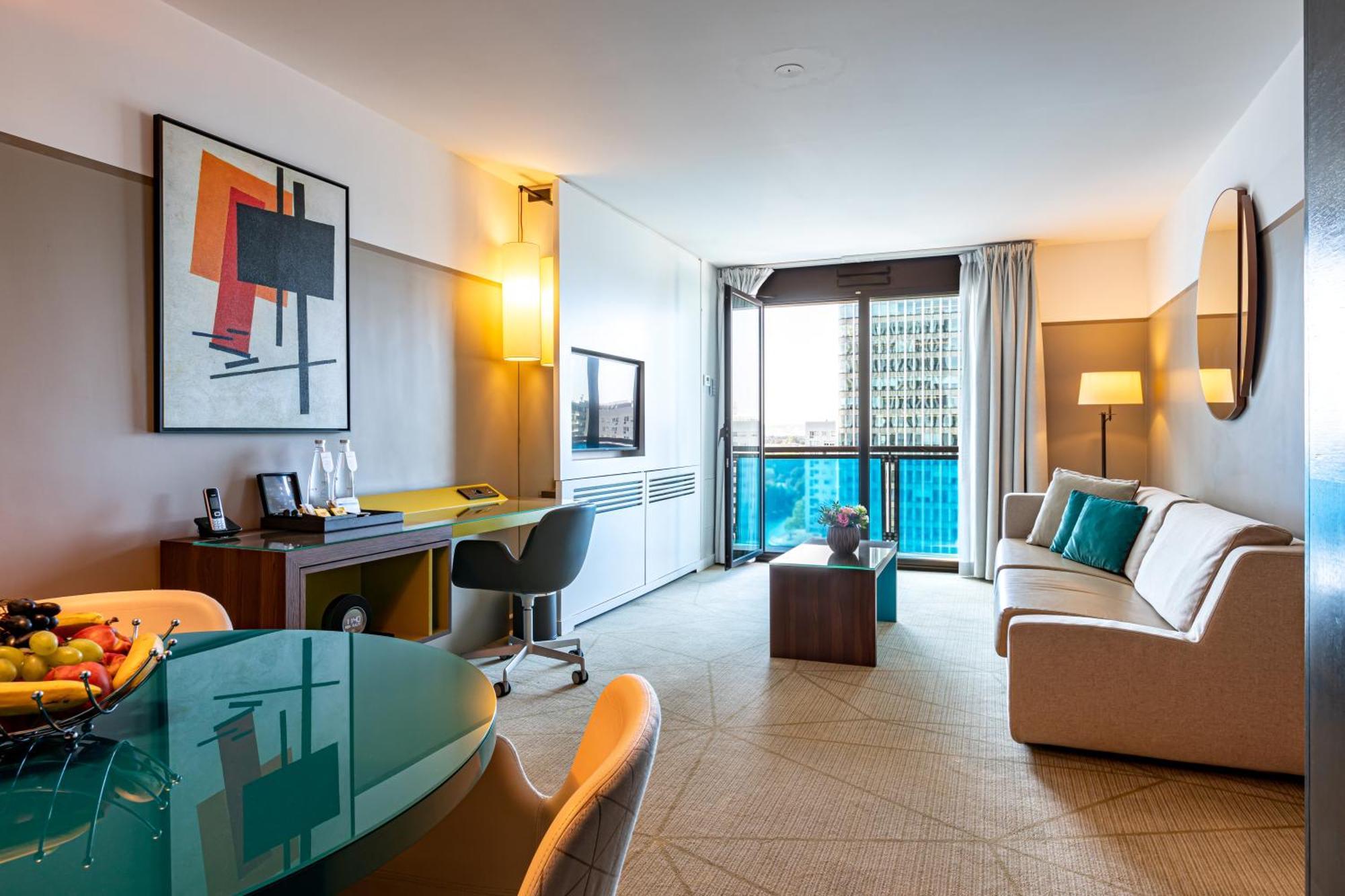 Fraser Suites Paris La Defense Курбьовоа Екстериор снимка